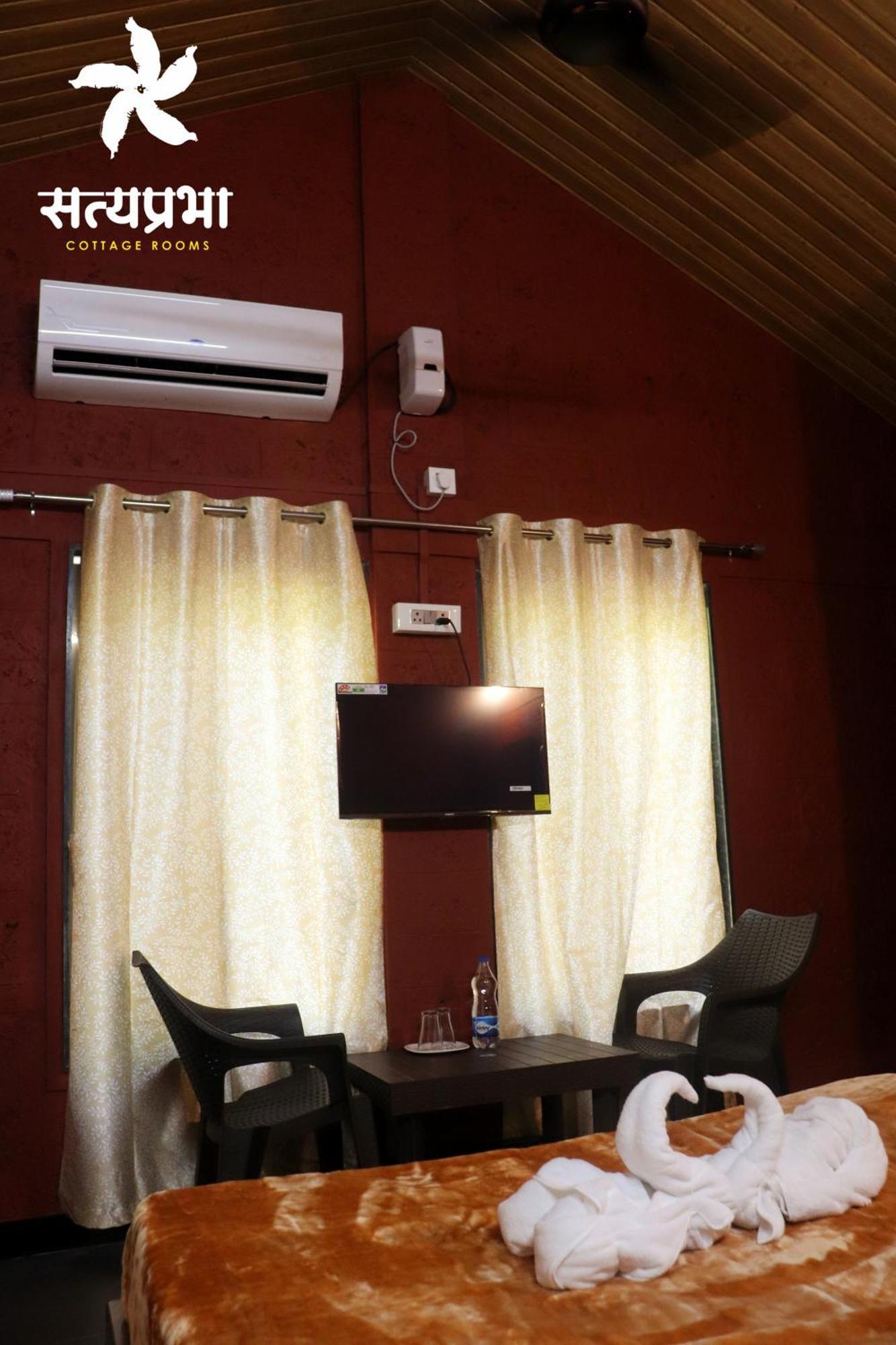 Satyaprabha Cottage Rooms Kudal  Экстерьер фото